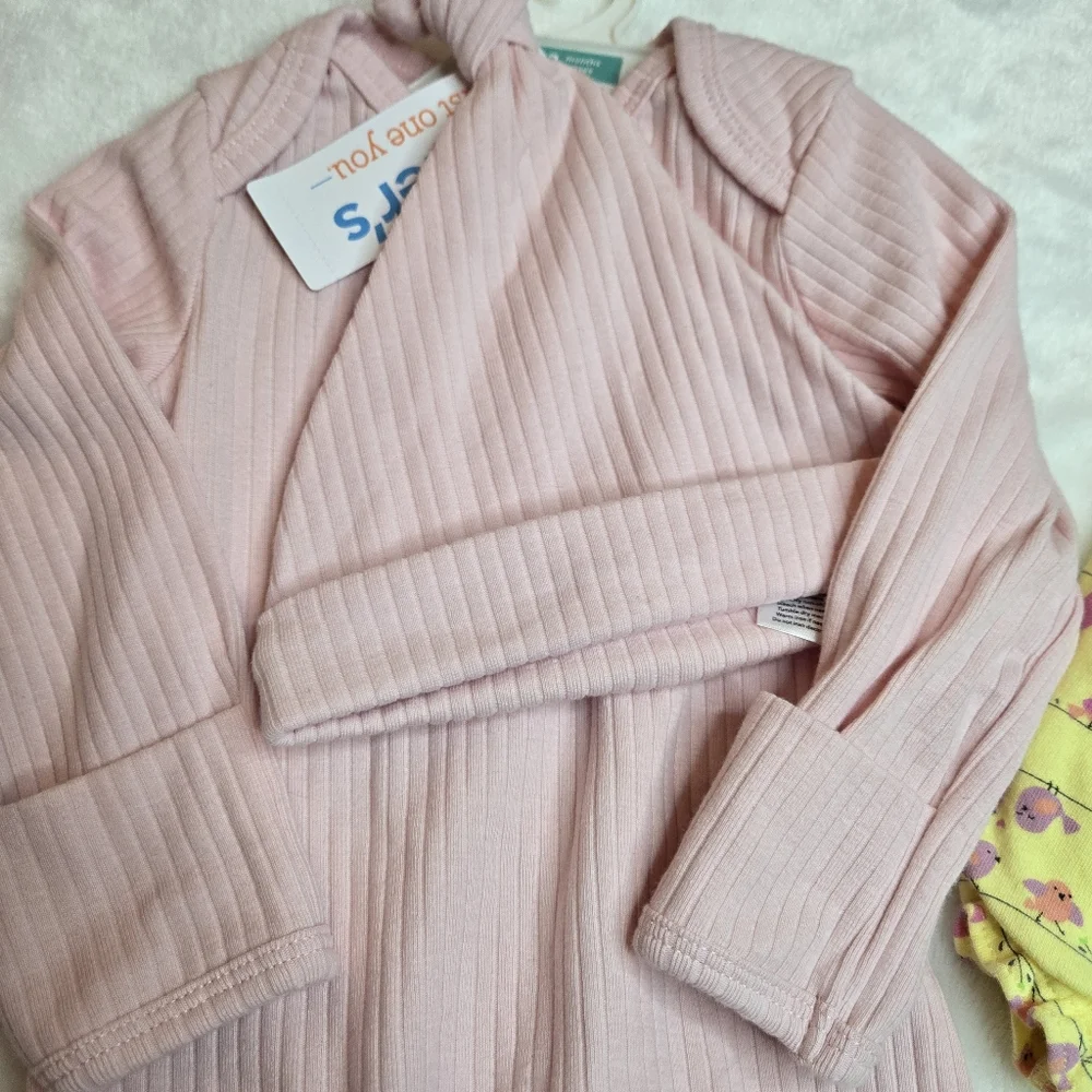 First Moments & Carters 2pc Gown Cap Pink and Yellow ‎ One Piece 100% Cotton New